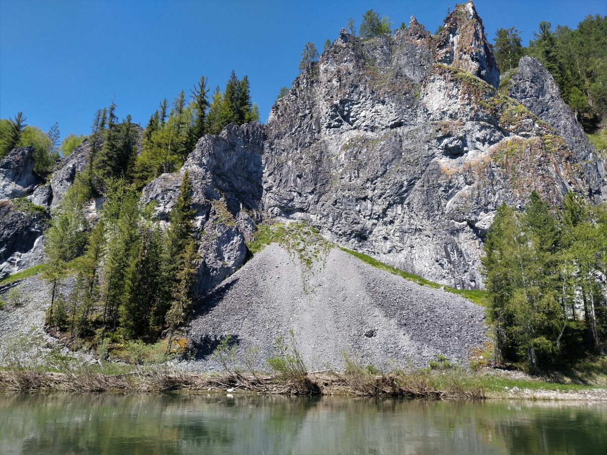 Карчитский замок Горная Шория